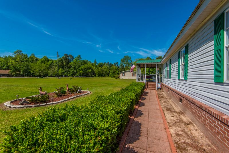360 Generations Ln, Summerville, SC 29486
