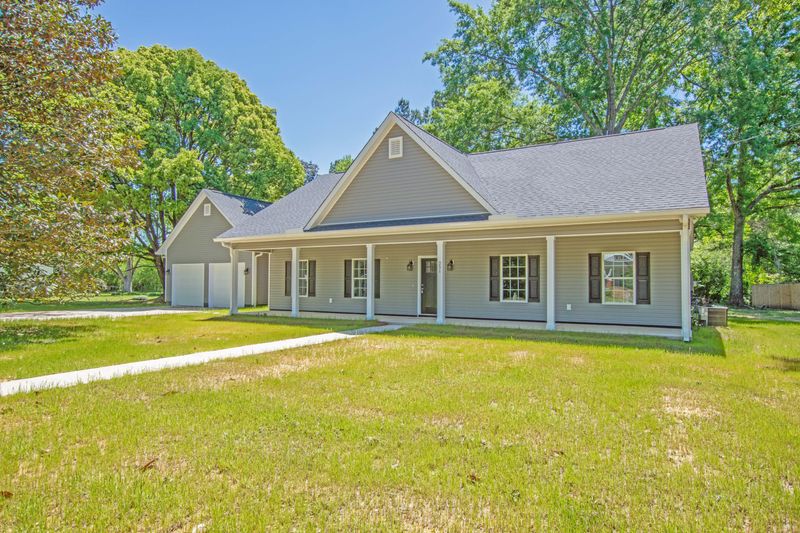 251 S Main St, Ridgeville, SC 29472