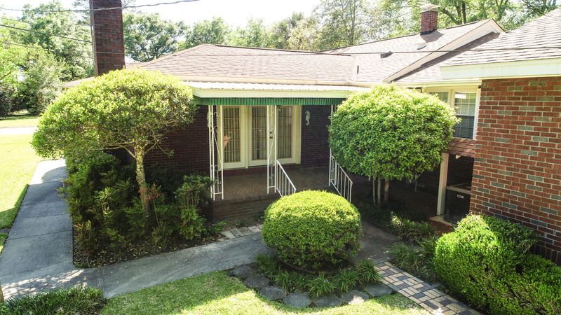 109 E 7th North St, Summerville, SC 29483