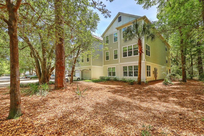 60 Fenwick Hall Allee #323, Johns Island, SC 29455