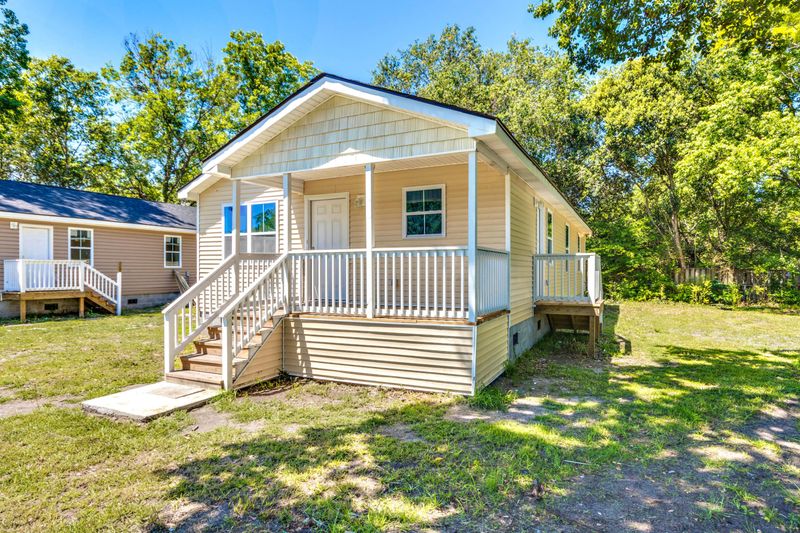 4859 Railroad Ave, Charleston, SC 29406