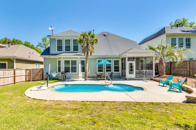 269 Carolinian Dr, Summerville, SC 29485