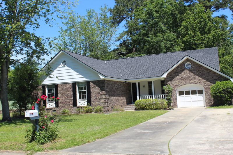 213 Niblick Rd, Summerville, SC 29483