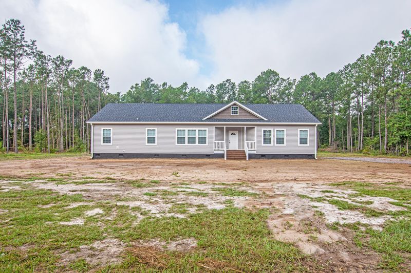 1282 Carter Rd, Ridgeville, SC 29472