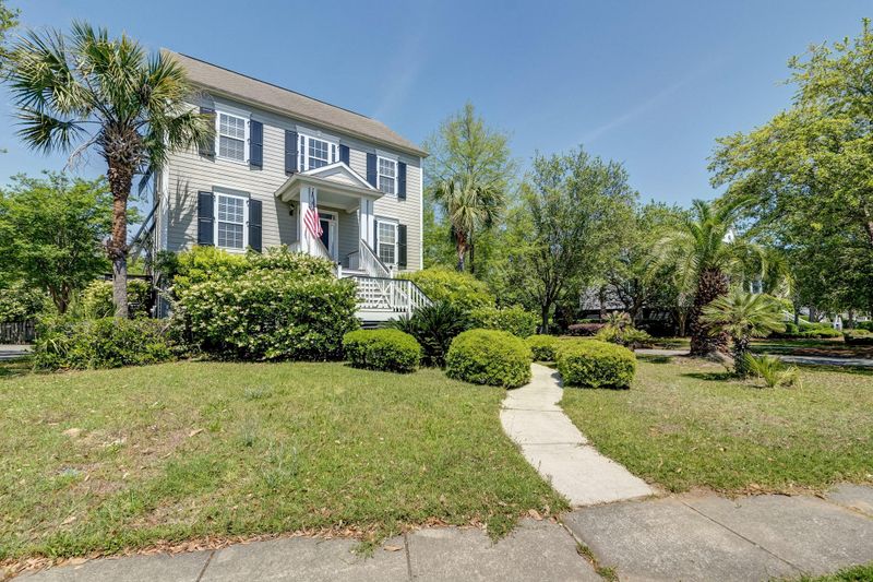 307 S Ladd Ct, Daniel Island, SC 29492