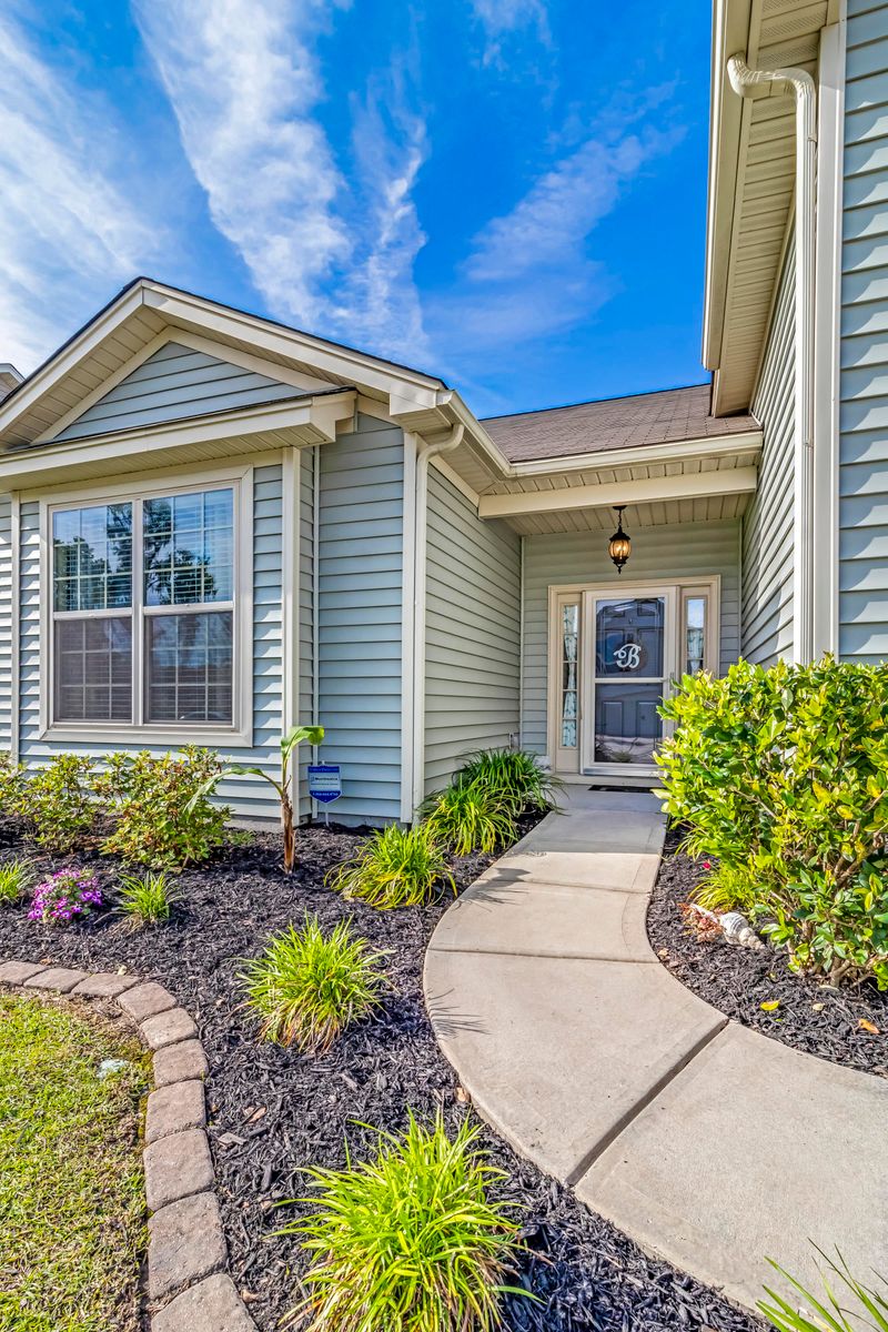 7631 Haywood St, North Charleston, SC 29418