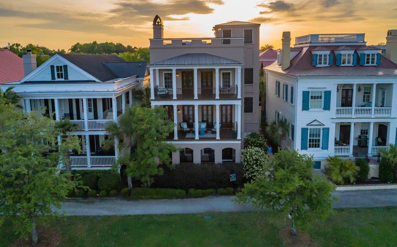 54 Fernandina St, Mount Pleasant, SC 29464