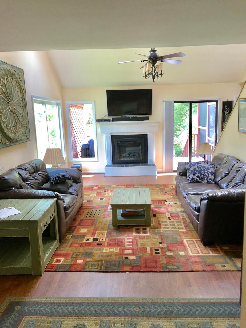 41 Arabian Dr, Charleston, SC 29407