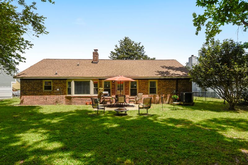 106 Sugarpine Pl, Summerville, SC 29486