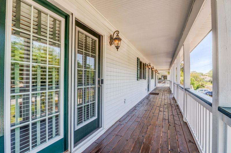 26 30th Ave, Isle Of Palms, SC 29451