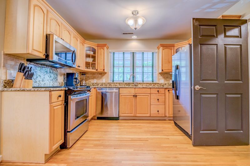 26 30th Ave, Isle Of Palms, SC 29451