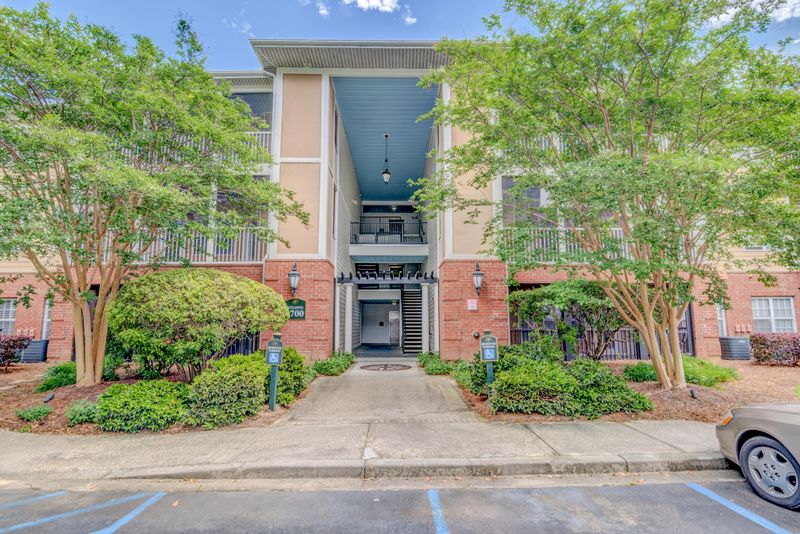 1716 Basildon Rd, Mount Pleasant, SC 29466