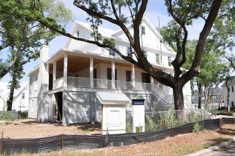 334 Chimney Back St, Daniel Island, SC 29492