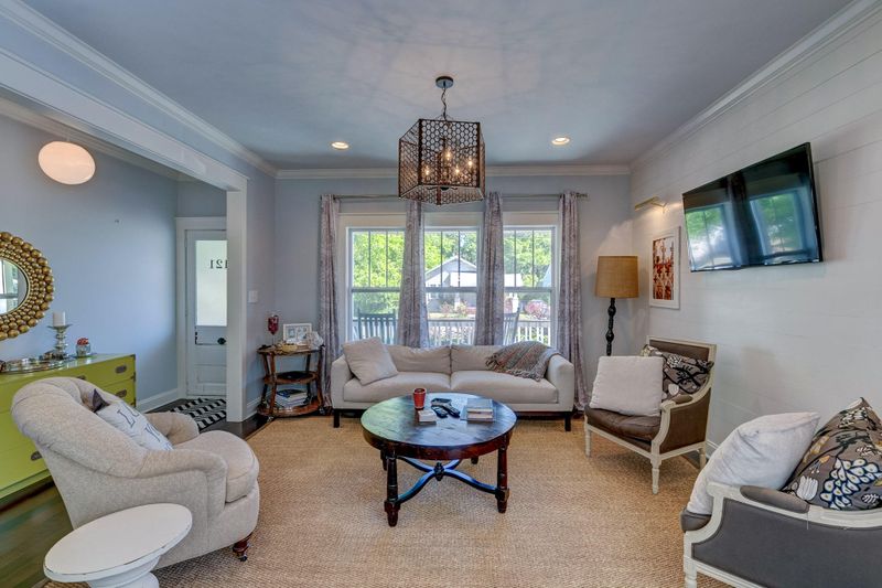 1121 Marquis Rd, North Charleston, SC 29405