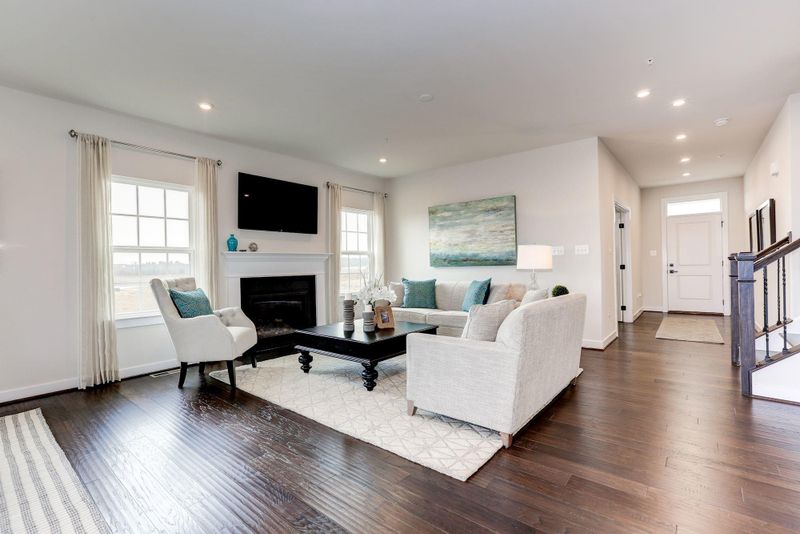 420 Coopers Hawk Dr, Summerville, SC 29483