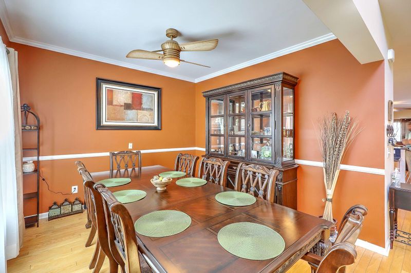 606 Parkwood Dr, Goose Creek, SC 29445