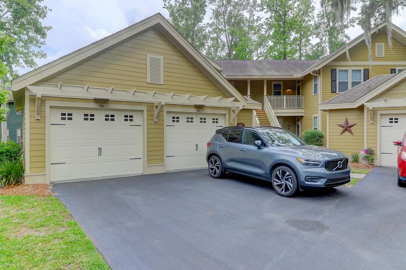 8372 Camp Gregg Ln #& Garage, North Charleston, SC 29418
