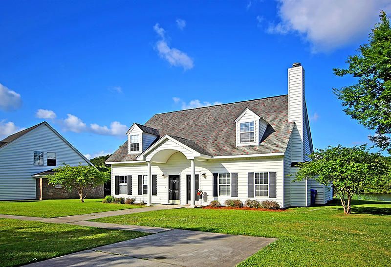 2249 Kings Gate Ln, Mount Pleasant, SC 29466