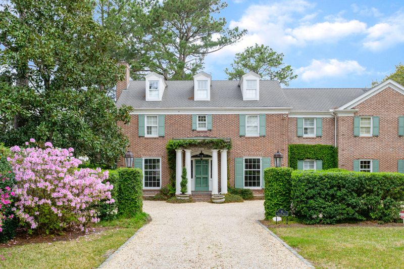 16 Guerard Rd, Charleston, SC 29407