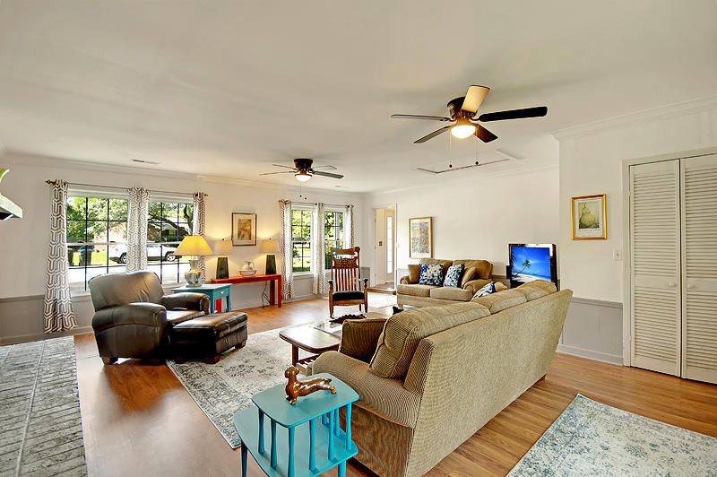 125 Farmhill Dr, Summerville, SC 29483