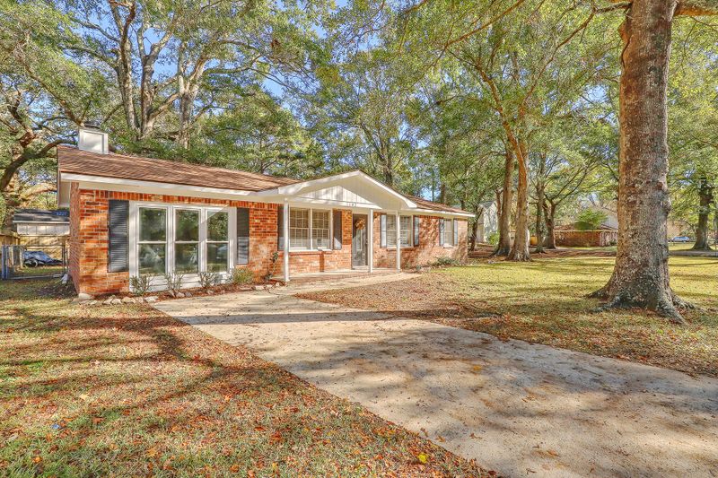 1142 Bradford Ave, Charleston, SC 29412