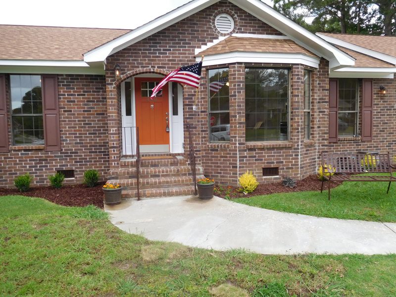 400 Terrier Rd, Goose Creek, SC 29445