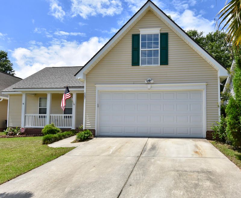 147 Penzance Blvd, Goose Creek, SC 29445