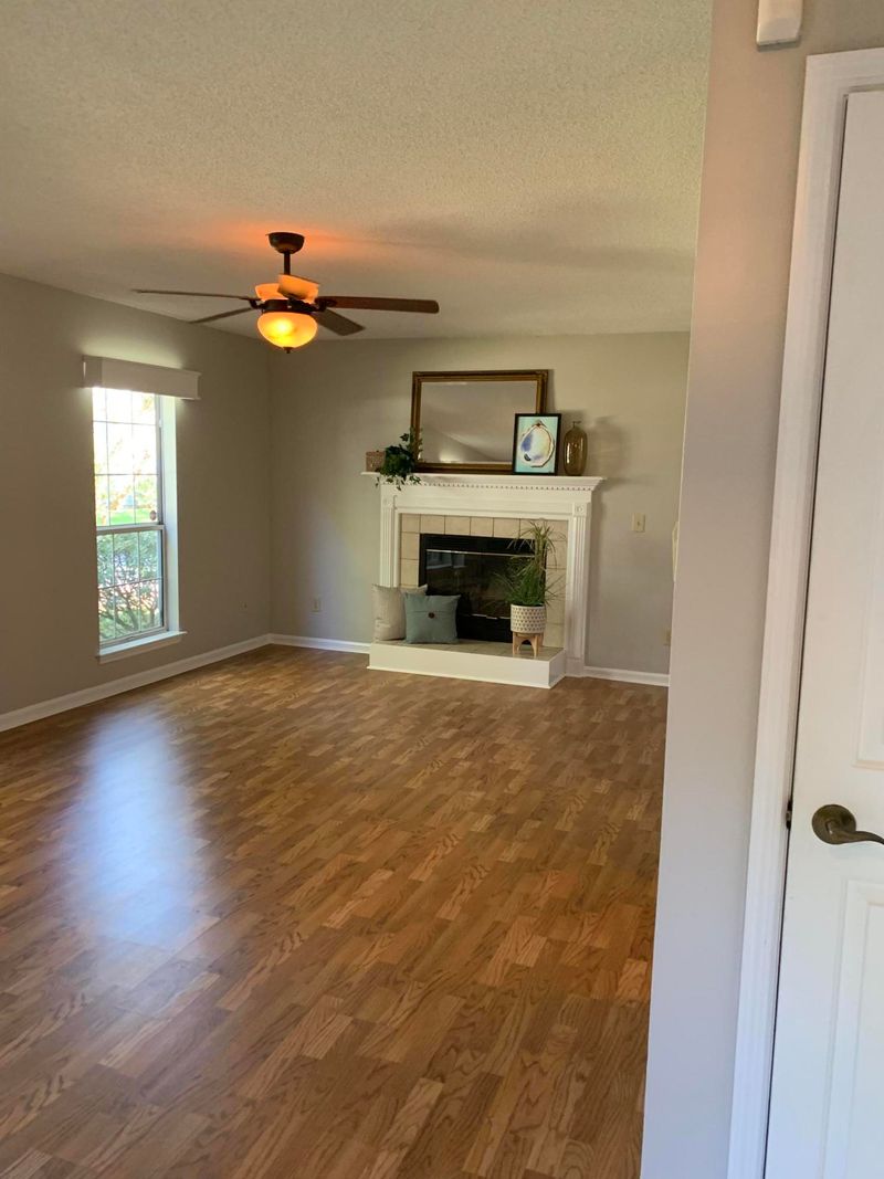 1946 Twickenham Pl, Mount Pleasant, SC 29464