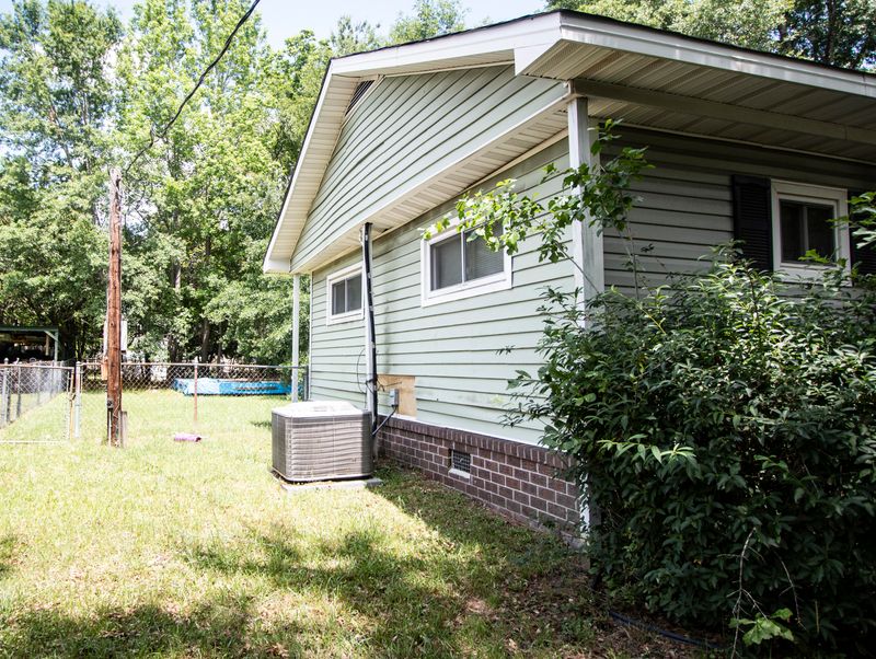 2060 Royle Rd, Summerville, SC 29486