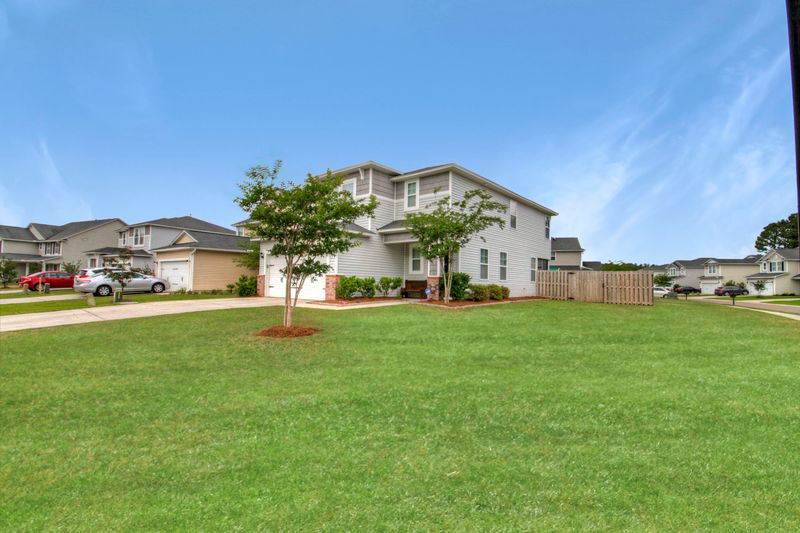 364 Sanctuary Park Dr, Summerville, SC 29486