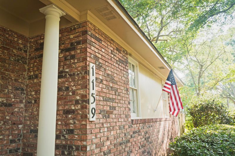 1159 Wyndham Rd, Charleston, SC 29412