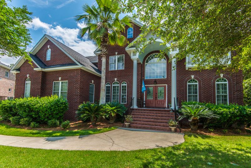 2664 Daniels Pointe Blvd, Mount Pleasant, SC 29466