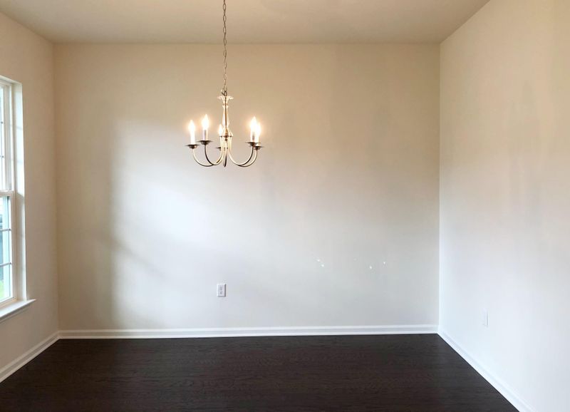 519 Lateleaf Dr, Moncks Corner, SC 29461