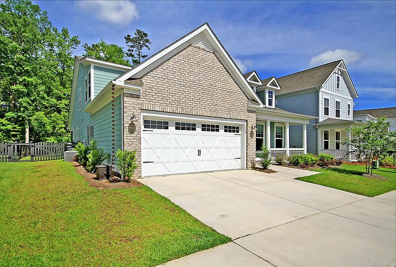 319 Weston Hall Dr, Summerville, SC 29483