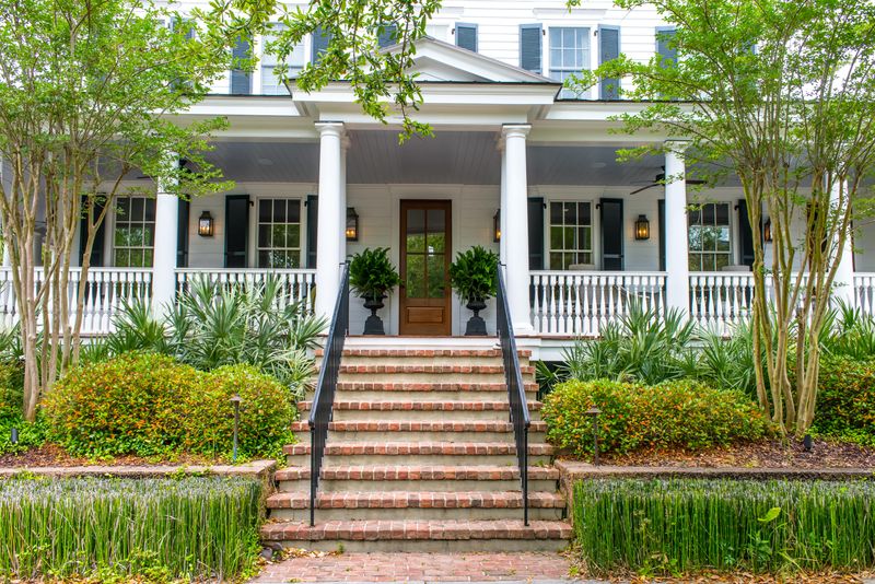 218 N Shelmore Blvd, Mount Pleasant, SC 29464
