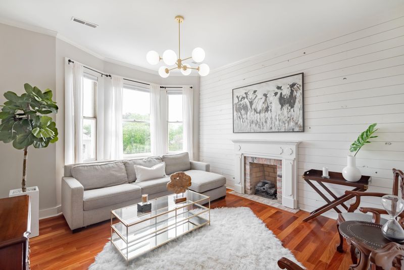 201 Broad St #6, Charleston, SC 29401
