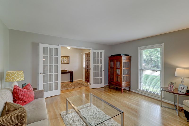 2235 Dawn Hill Dr, Charleston, SC 29414