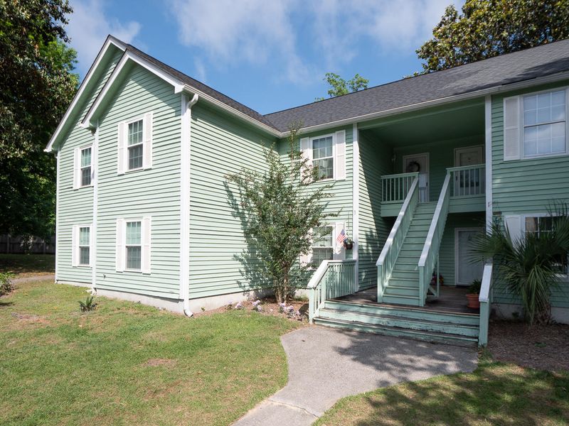 6280 Rolling Fork Rd #F, North Charleston, SC 29406