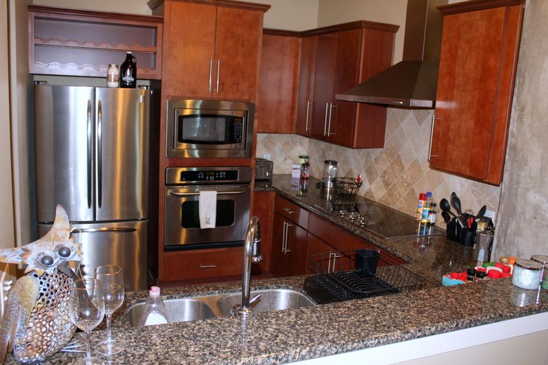 150 Bee St #604, Charleston, SC 29401