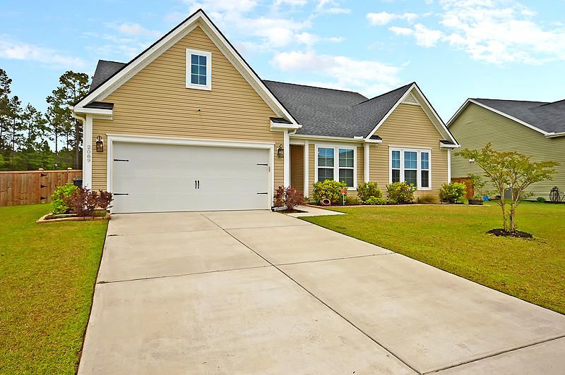 2089 Pimlico Dr, Ridgeville, SC 29472
