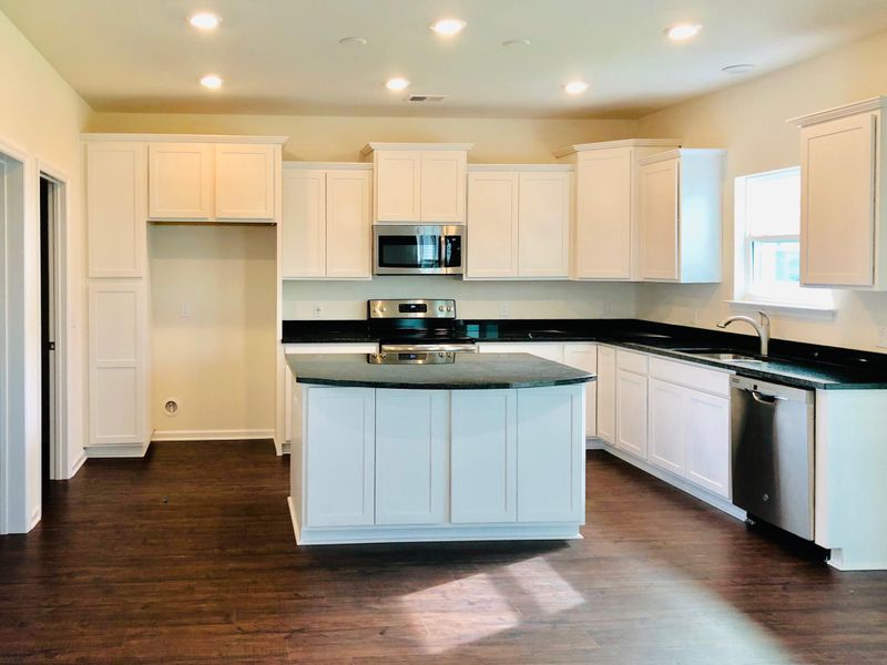 422 Brookgreen Dr, Moncks Corner, SC 29461