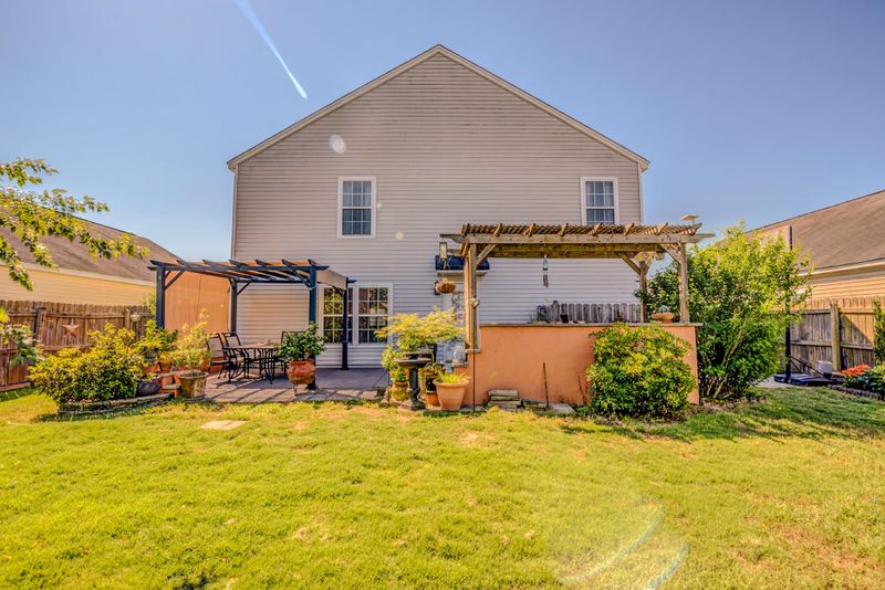 4014 Broken Arrow Dr, Ladson, SC 29456