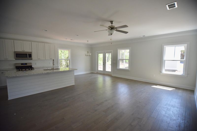 1185 Lazy Ln, Mount Pleasant, SC 29464