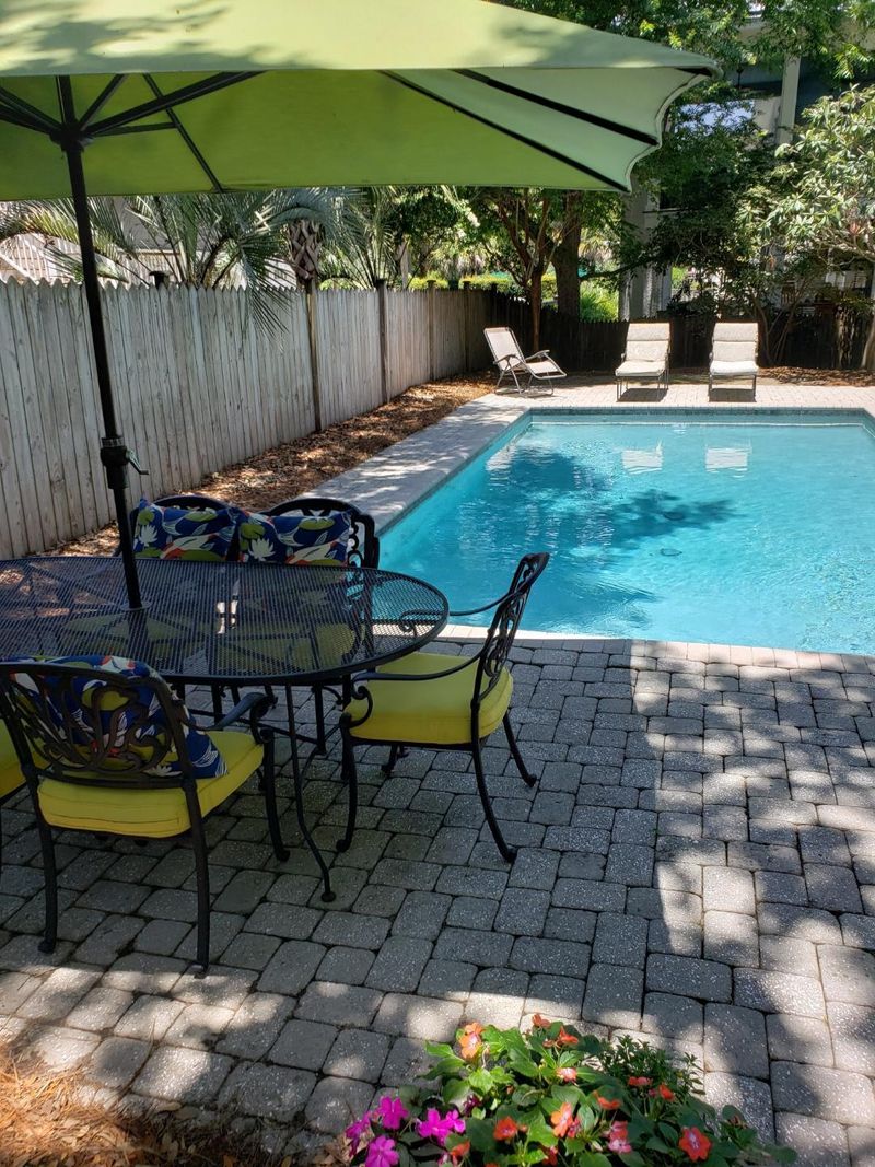 9 31st Ave, Isle Of Palms, SC 29451