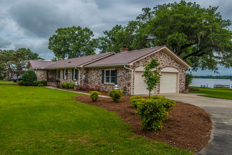 2008 Rock Fish Rd, Moncks Corner, SC 29461