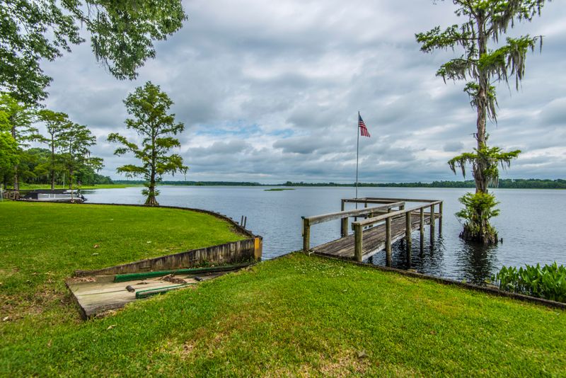 2008 Rock Fish Rd, Moncks Corner, SC 29461