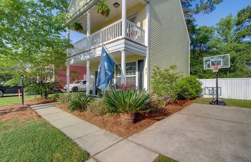 8947 Planters Row Ln, Summerville, SC 29485
