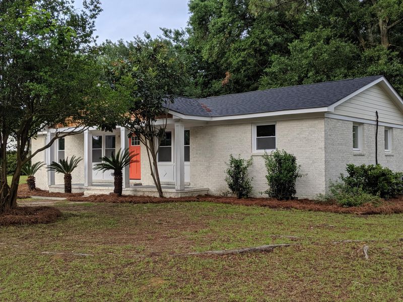 1421 N Relyea Ave, Charleston, SC 29412