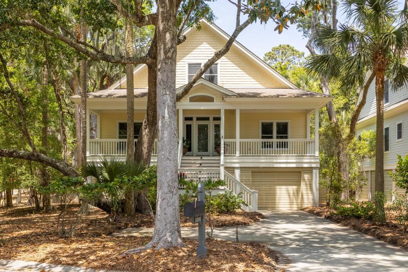 1014 Crooked Oaks Ln, Seabrook Island, SC 29455