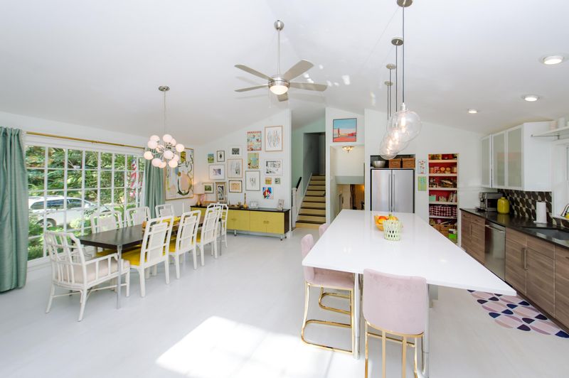 2188 Ft Pemberton Dr, James Island, SC 29412
